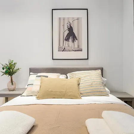 P&o Serviced Warecka Street Warschau