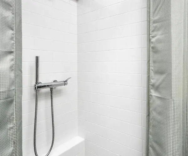 P&o Serviced Warecka Street * وارسو